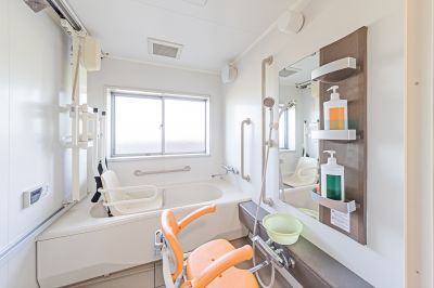 Best Accessible Bathroom Remodel Contractors in Newport Beach, CA
